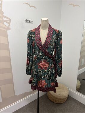 NWT Farm Rio mini dress with long sleeves